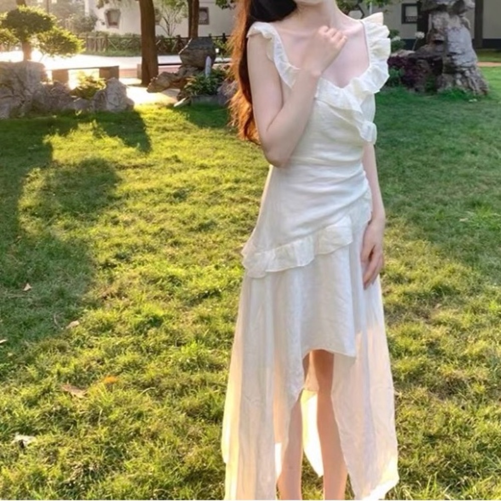Elegant White Ruffled Dress
